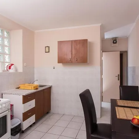 Monica - Studio With Garden View دوبروفينك